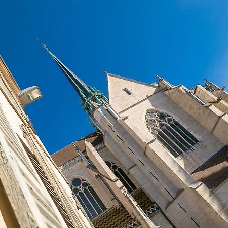 דירות דיז'ון Le Saint B Au Pied De La Cathedrale Saint Benigne מראה חיצוני תמונה